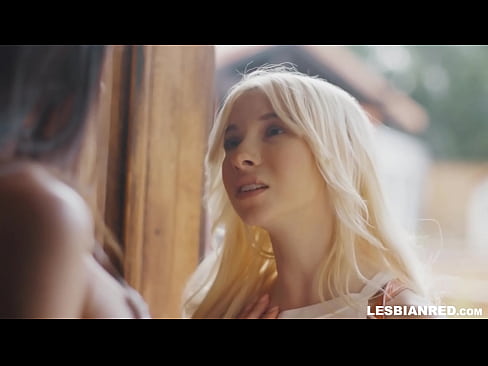 ❤️ Tyttö tulee kotiin muutamaa kuukautta myöhemmin ja päätyy syömään äitipuolensa pillua ❌ Vittu video at us ❤